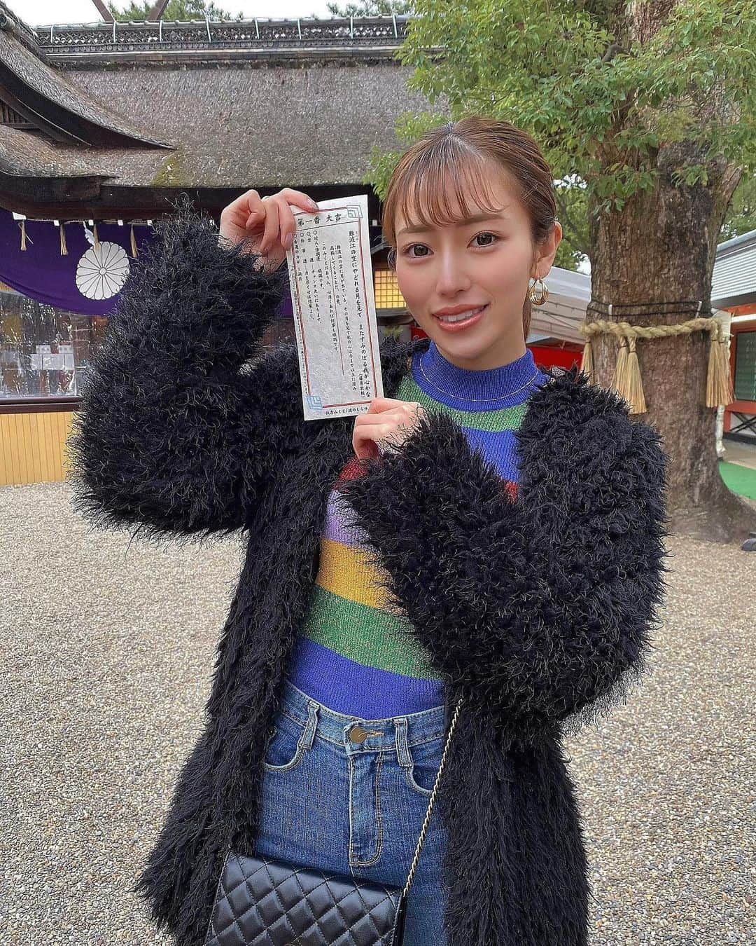 MANAMIのインスタグラム：「. 昔から絶対に大吉出るまで引き続けます😉✨」