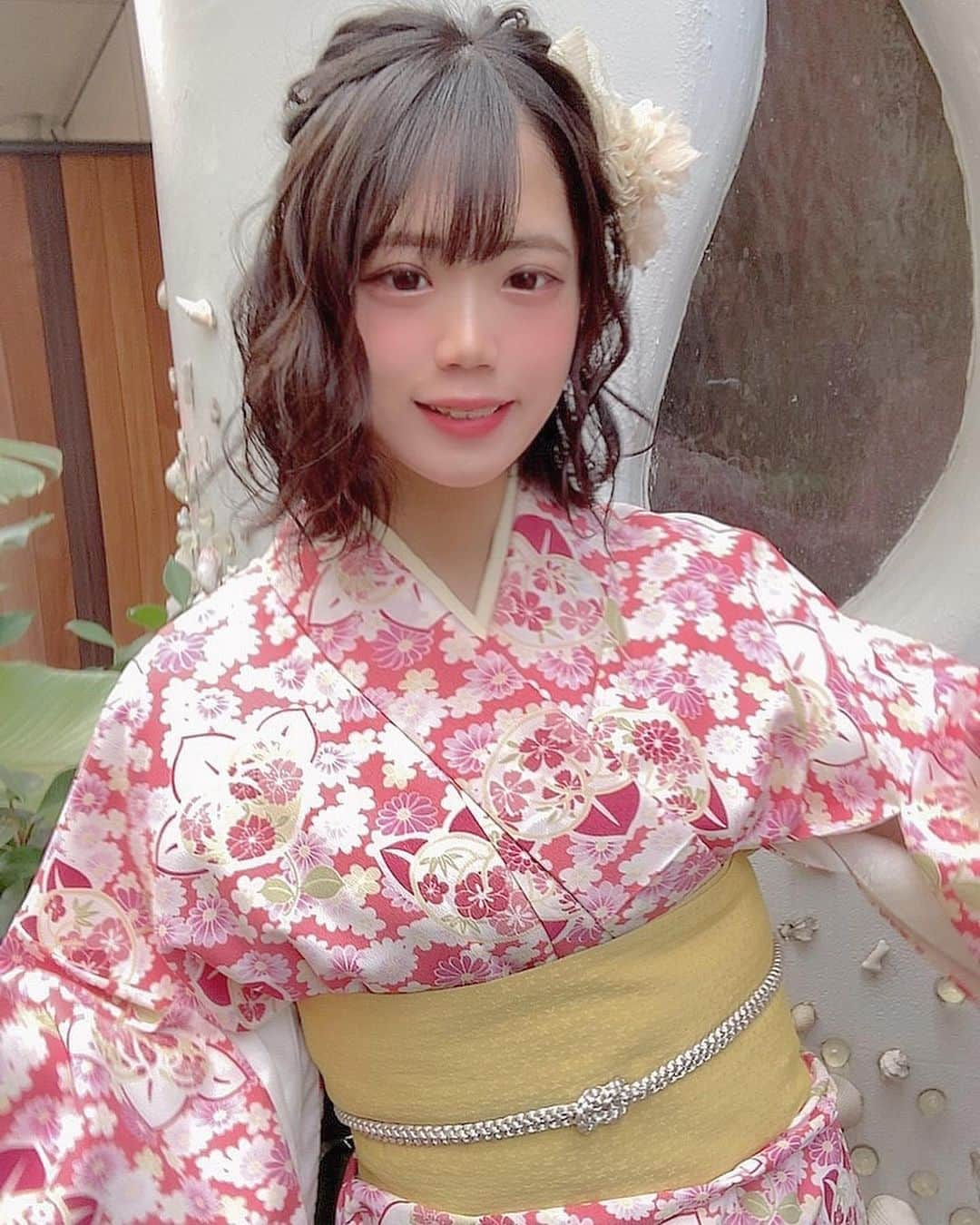 新井妃菜乃のインスタグラム：「♥" 着物なのちゃんっ！👘🌷.*  #着物 #着物ヘア #着物レンタル #着物女子 #着物デート #着物でお出かけ #アイドル #浅草 #👘 #idol #japanesegirl #japaneseculture #東京 #tokyo  #食べ歩き #地下アイドル #ボブ #ボブアレンジ」