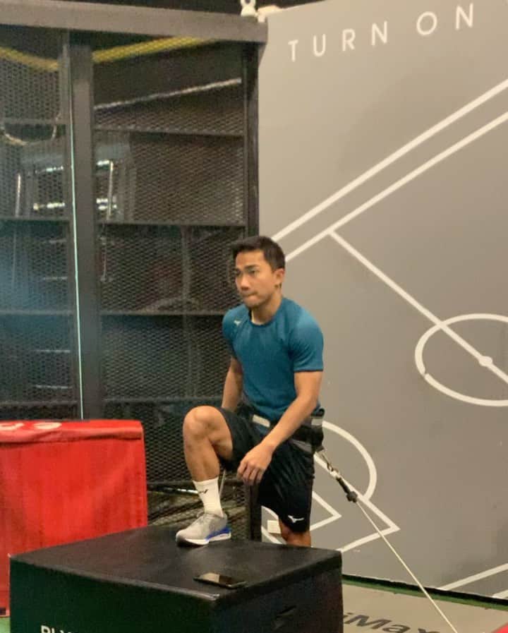 チャナティプ・ソングラシンのインスタグラム：「Thank you @SportTechProTH for taking care of my condition 😳 during my stay in Thailand. 🔥 #SportTechProTh one of the most advance Performance Center with high Technology and Knowledgein Thailand 🙏  @sutee_hanui ❤ #mizunothailand」
