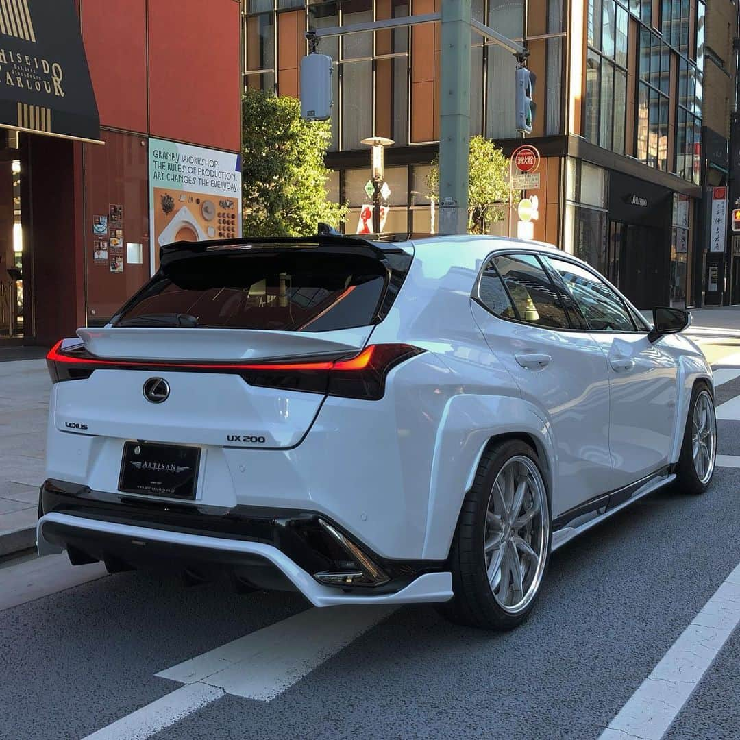 Spirits Artisanさんのインスタグラム写真 - (Spirits ArtisanInstagram)「Lexus UX Artisan spirits/// Sportsline blacklabel www.artisanspirits.co.jp #lxstnd #lexustuned #lexususa #evasivemotorsports  #artisanspirits #butlertire #jworksunlimited #premierautowerkz #suvproject #kanooperformance #car_life_staff #technicalmate #トラウム #車庫小舗 #nigeljdmparts #bondosaka #advanced_auto_performance  #mr__lexus #jackspna #ottoautoservice」1月7日 18時38分 - artisan_spirits