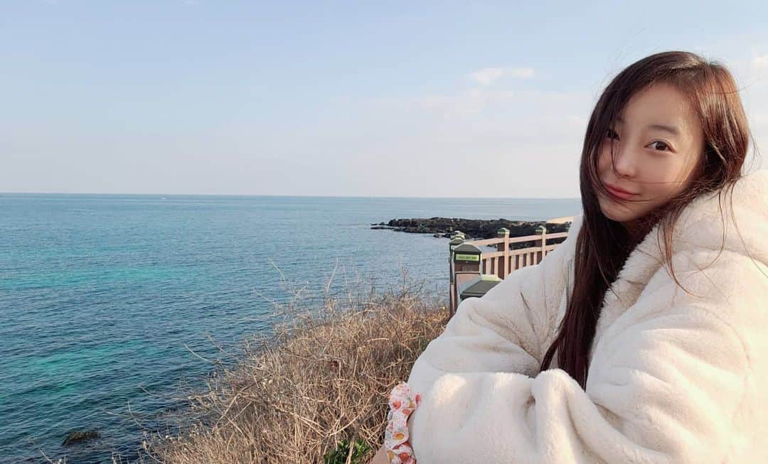 ヘリンのインスタグラム：「놀러가고싶다ㅜ.ㅜ여행이낙이였는데」