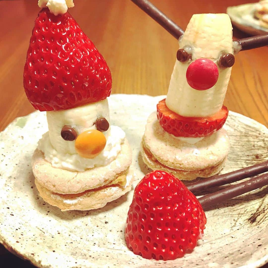 栗原まもるさんのインスタグラム写真 - (栗原まもるInstagram)「年末年始に食べたもの。 チョリパン 作ったどら焼き 作ったぜんざい 作ってもらったリンゴクレープ 作ったクリスマススイーツw」1月7日 19時35分 - kurimamo.jimlili
