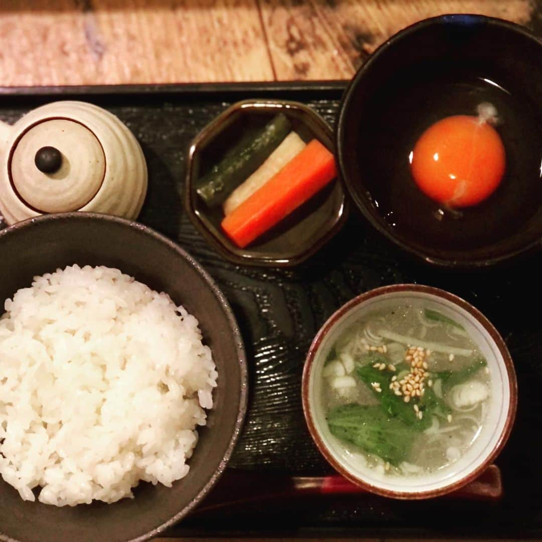 三浦瑠麗さんのインスタグラム写真 - (三浦瑠麗Instagram)「飲食店応援キャンペーン、開始。 究極の卵かけごはん。」1月7日 20時12分 - lullymiura