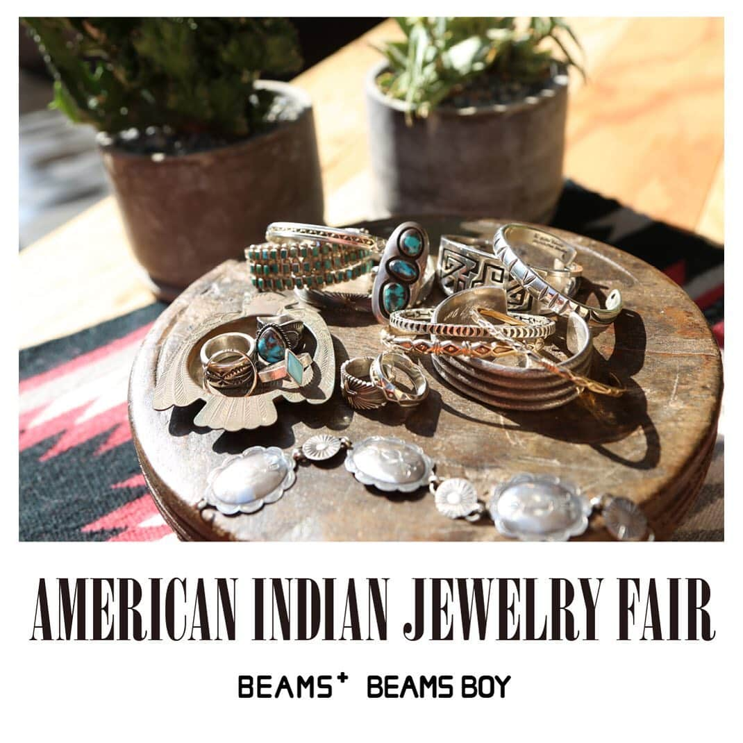 ビームスさんのインスタグラム写真 - (ビームスInstagram)「Special items are coming ! 1. SUNSHINE REEVES × BEAMS BOY "Heart" 2. Hopi jewelry  @beams_boy_harajuku and more. @beams_plus_harajuku and more.  アメリカの現地でピックアップした、数百点の豊富なアメリカンインディアンジュエリーをご覧いただける恒例イベントを開催！本イベントでも人気の＜SUNSHINE REEVES＞に、ターコイズを使用したハートモチーフのアイテムを＜BEAMS BOY＞で別注 ブランドの得意とするスタンプワークを施したリングのほか、ピンペンダントが登場します。また、自然をモチーフにしたデザインのホピジュエリーを、ブレスレット中心に豊富に取り揃えました。ピックアップしたアイテムに加えて、東京・広尾「LONGBRANCH」厳選のジュエリーも多数揃います！  Special contents  イベント開催店舗での各開催期間中に限り、リングやブレスレットのサイズ直し等、インディアンジュエリーの修理を無料で承ります。  ※過去にBEAMSでお買い上げいただいたインディアンジュエリーも対象となります。 （レシートをお持ちいただくか、BEAMS CLUB IDよりご購入履歴を確認させていただきます。） ※特殊な修理に関しては、お見積り後サービスプライスで承ります。 ※デザインや仕様によっては修理ができないものもございますので、ご了承ください。 詳細は開催店舗のスタッフまでお問い合わせください。  ※新型コロナウィルスの影響により、営業日や営業時間を変更する場合がございます。各店舗までお問い合わせください。  (1) 1/15（金）～1/31（日） ビームス メン 渋谷 @beams_men_shibuya ビームス ウィメン 渋谷 @beams_women_shibuya  (2) 2/6（土）～2/21（日） ビームス 博多 @beams_hakata  (3) 2/27（土）～3/14（日） ビームス 神戸 @beams_kobe  (4) 3/19（金）～4/4（日） ビームス プラス 原宿 @beams_plus_harajuku ビームス ボーイ 原宿 @beams_boy_harajuku  詳しくはHPをチェック！！ https://www.beams.co.jp/news/2279/ @beams_official ストーリーズ ハイライト”Event”より  #beamsplus #ビームスプラス #beamsboy #ビームスボーイ #beams #ビームス #渋谷 #博多 #福岡 #神戸 #原宿 #アクセサリー #ジュエリー #jewelry」1月7日 20時49分 - beams_official