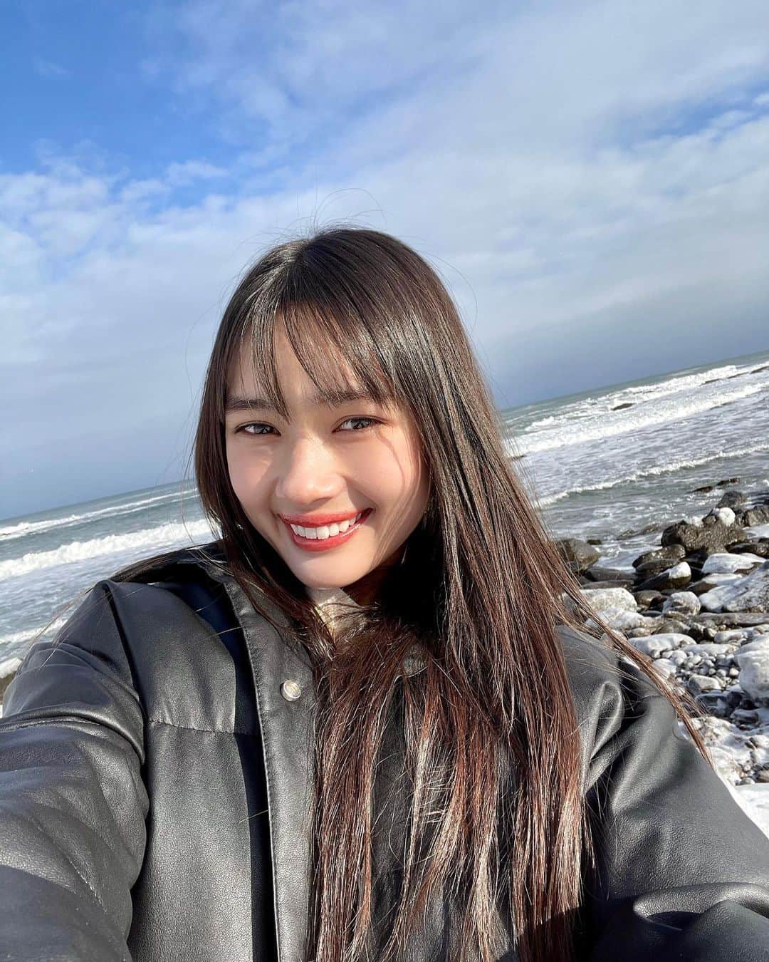 新井舞良のインスタグラム：「素敵な場所でした🧊  すごく有意義なお正月を過ごせたのでしっかりお仕事頑張りたいと思います！！！ 2021頑張りましょう〜🌝」