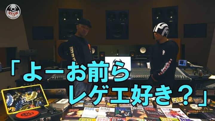 のインスタグラム：「HAN-KUN YouTubeチャンネル MMTV最新動画！  INFINITY16ことTELA-Cさんを先生にお迎えして、改めてレゲエを学ぶ新企画がスタート！  ▷【新企画START！】INFINITY16 × HAN-KUN "YO!!お前等REGGAE好き!?" page.00 https://youtu.be/vP3GPNy6iTU  チャンネル登録もよろしくお願いいたします☆  @voicemagicianjp #HANKUN #voicemagician #MMTV @infinity16telac #INFINITY16」