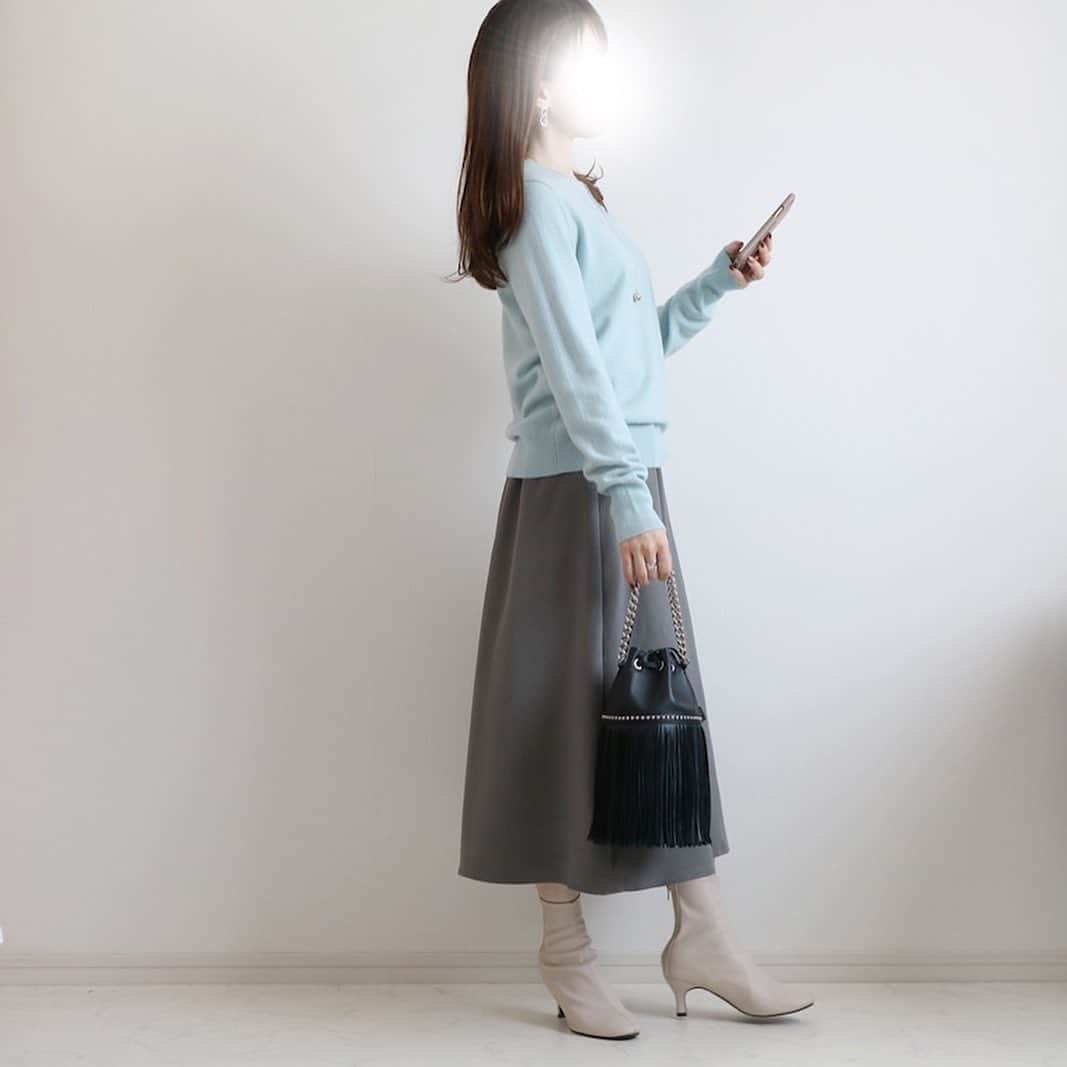 EDIST. CLOSET さんのインスタグラム写真 - (EDIST. CLOSET Instagram)「✏︎TODAY'S BLOG ✏︎﻿ ﻿ yonnieさん/H154﻿ ﻿ ﻿ 春先まで長いシーズン着ていただける﻿ シンプルでシルエットの美しい﻿ ﻿ #グレイッシュカーキフレアスカート﻿ ﻿ をご紹介✨✨✨﻿ ﻿ ﻿ ﻿ 　﻿ ✏︎ストーリーズorプロフィール欄から﻿ https://ameblo.jp/edist-closet/entry-12648704770.html ﻿ ﻿ ﻿ ﻿ #edistcloset  #yonnieさんコーデ﻿ #エディストクローゼット﻿ ﻿ ____________________________________﻿ 初月無料キャンペーン開催中‼️1/11まで‼️﻿ ﻿ 洋服のサブスクはじめませんか？﻿ 今すぐ着られる旬のコーデをセットでお届け‼️﻿ ﻿ 👗 https://closet.edist.jp/campaign/2012_free ﻿ __________________________________﻿ はじめてのお買い物で使える﻿ ¥1000オフクーポン﻿ 【STORE1】﻿ ※5000円以上のお買い物でご使用いただけます。﻿ ﻿ 🛒WEB STORE🛒﻿ https://closet.edist.jp/store ﻿ ﻿ ____________________________________﻿ ﻿ #大人カジュアルスタイル　#オフィススタイル #ファッションレンタル #通勤服 #サブスク　#サブスクリプション #仕事コーデ #アラフォーママコーデ　#アラフォーライフ #着回しコーディネート」1月7日 21時00分 - edist.closet