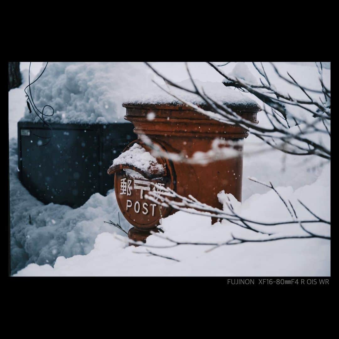 plus_thinkingのインスタグラム：「☃️❄️☃️❄️☃️❄️☃️ 明日の朝は別世界かな。。 . camera: X-T3 lens: FUJINON  XF16-80㎜F4 R OIS WR . #beautifuljapan #snapJapan」