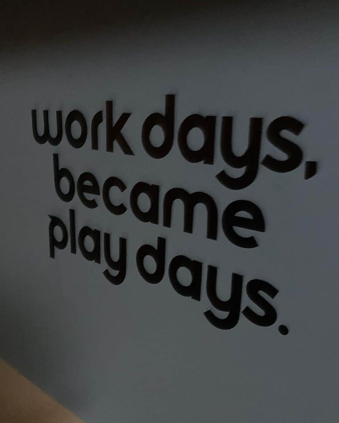 中島ヒロトさんのインスタグラム写真 - (中島ヒロトInstagram)「2月中には。  オープンする予定です。月に1、2回はカウンター入ると思います。詳細を待て！（笑）  #playdesign #noplaynolife  #workdaysbecameplaydays  #立ち飲み」1月7日 21時28分 - djhirotonakajima