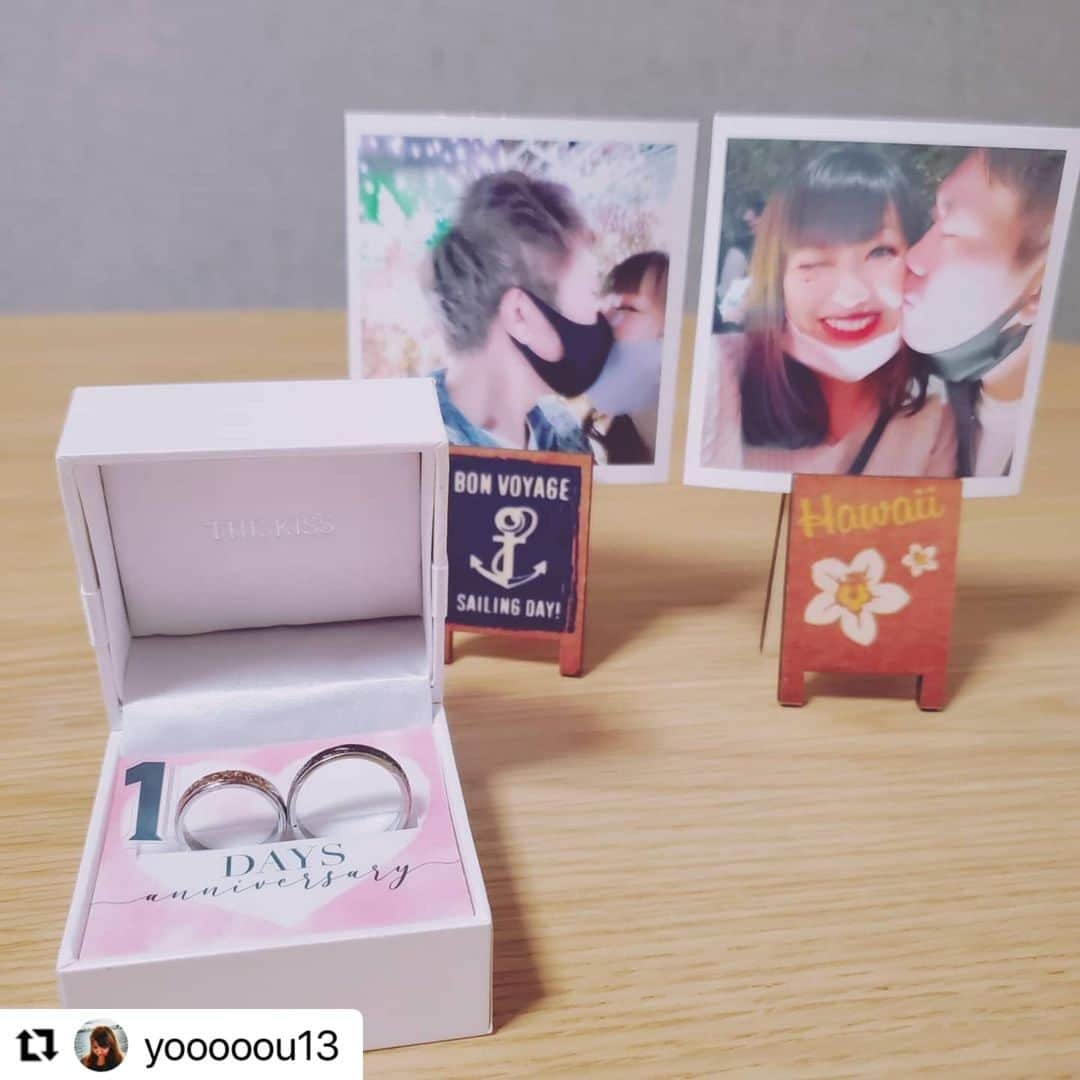 THE KISS_100日リングのインスタグラム：「@thekiss_100_ringsまたは #100日リング のタグを付けて投稿して下さった中で、素敵な写真を選ばせていただきました💍✨﻿ ﻿ ﻿ @yooooou13  さま﻿ 100日記念日おめでとうございます！ これからもぜひ、100日ごとのお祝いのきっかけになれましたら嬉しく思います💕 素敵な投稿ありがとうございました！﻿ ﻿ #THEKISS #100日リング #ペアリング #pairring #ジュエリー #アクセサリー #指輪 #100日記念日 #記念日 #デート #サプライズ #プレゼント #カップル #カップルフォト #彼氏 #彼女 #thekissペアリング  #ペア #お祝い」