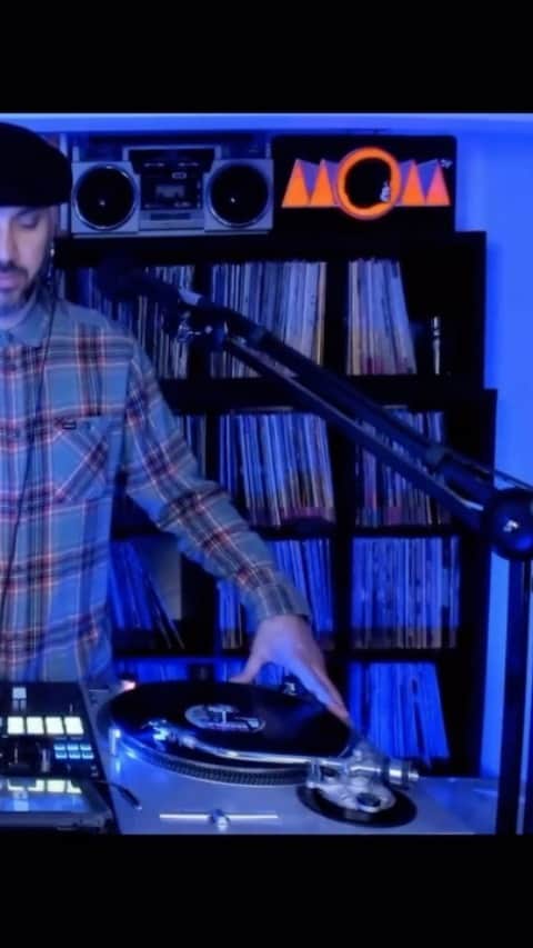 DJ ATSUのインスタグラム：「DJ Epik, Thank you for RAID‼︎﻿ #Twitch #TwitchJP﻿ ﻿ DJ Epik﻿ https://twitch.tv/djepik﻿ ﻿ DJ ATSU﻿ https://twitch.tv/dj_atsu」
