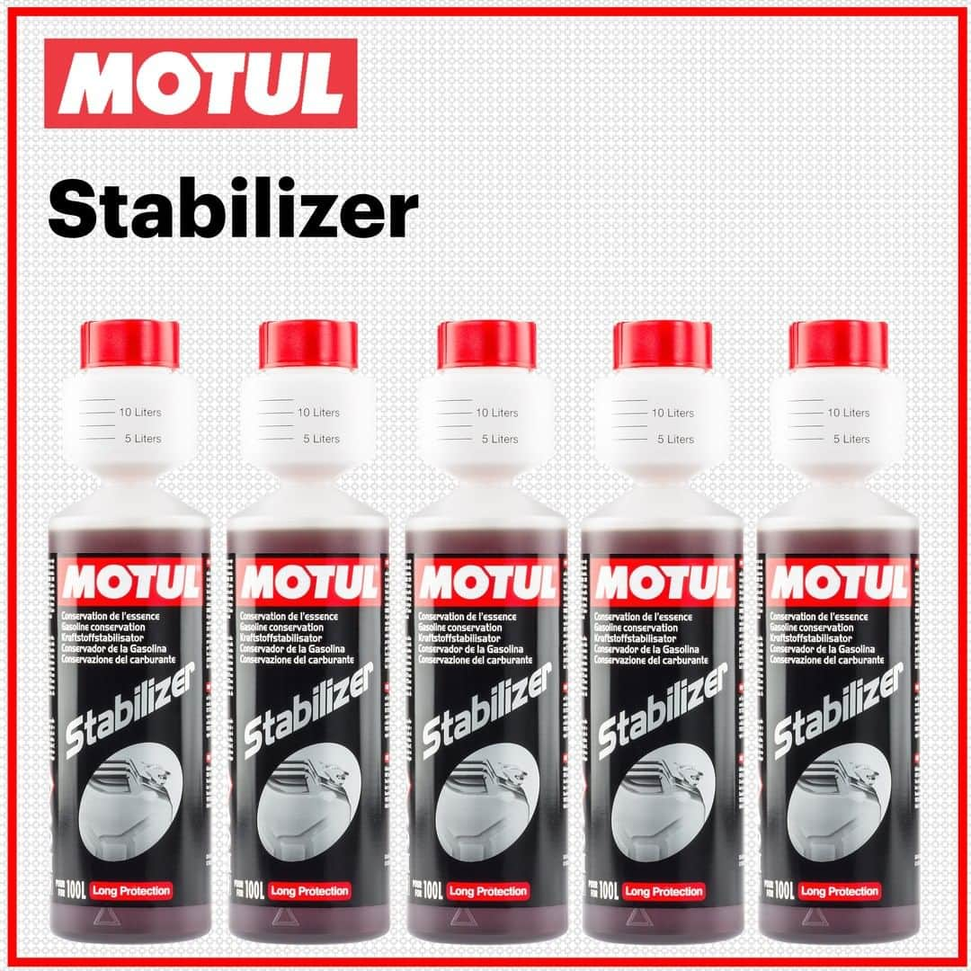 MOTUL Japanさんのインスタグラム写真 - (MOTUL JapanInstagram)「【MOTUL STABILIZER】 . 寒くなってきましたね。 雪の降る地域などではオートバイやボート,PWC等を春まで冬眠させる方もいらっしゃるのではないでしょうか？ . タンクに入れたままのガソリンはどんどん劣化します。 春にエンジンをかけようとしたら始動できないなんてことも… . そんなトラブルを未然に防ぐために"MOTUL STABILIZER"!!! ガソリン保管時の酸化やガム状物質の発生を抑制します。 . コストパフォーマンスにも優れた濃縮タイプで、推奨希釈濃度の0.25vol.%で使用した場合には、本製品1本で約100Lのガソリンに対して使用可能です。 . #MOTUL #MotulJapan #PoweredByMotul #ガソリン劣化防止 #ガソリン劣化防止剤 #STABILIZER #スタビライザー #モーターサイクル #マリンジェット #ジェットスキー #PWC #スノーモービル #船 #船外機 #ボート #モーターボート #クルーザー #バイク好きな人と繋がりたい #オートバイ好きな人と繋がりたい #ボート好きな人と繋がりたい #メンテナンス」1月7日 22時00分 - motuljapan