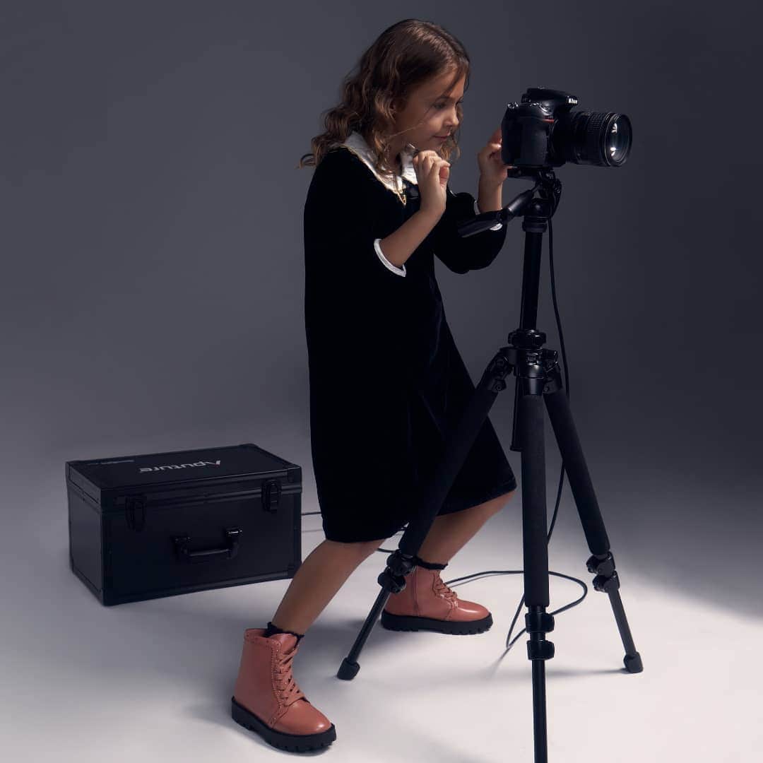 CHARLES & KEITHさんのインスタグラム写真 - (CHARLES & KEITHInstagram)「Keep her little feet feeling warm and snug during the colder months with a pair of lace-up boots.  #CharlesKeithFW20 #CharlesKeithOfficial  Product featured: Girls' studded lace-up ankle boots」1月7日 22時02分 - charleskeithofficial