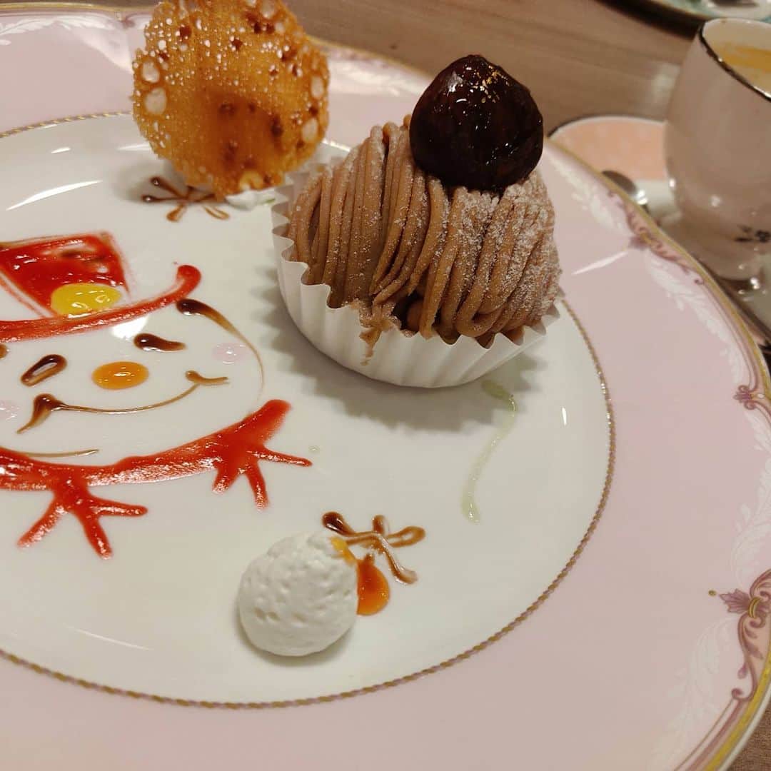 小山夏希のインスタグラム：「ゆきだるまきゃわ」