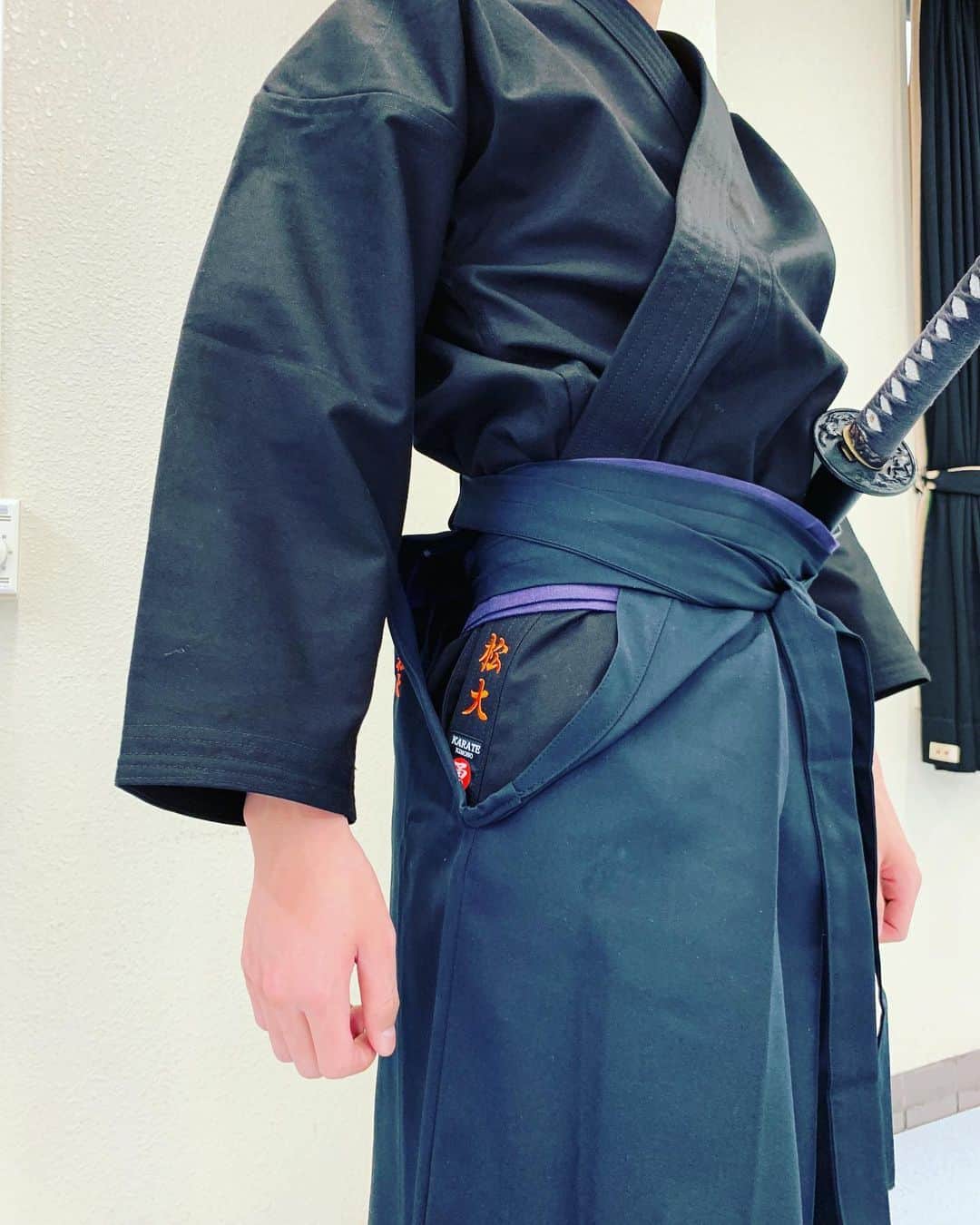 松大航也のインスタグラム：「新年明けましておめでとうございます！今年も頑張って参ります✊ 皆様もどうぞよろしくお願いします🙇‍♂️」