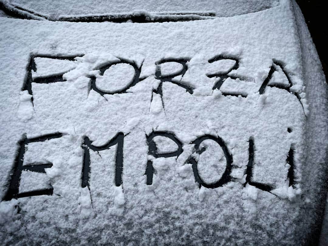 エンポリFCさんのインスタグラム写真 - (エンポリFCInstagram)「❄💙 Da #Madrid, grazie a Maurizio! #ForzaEmpoli」1月7日 22時45分 - empoli_fc_official