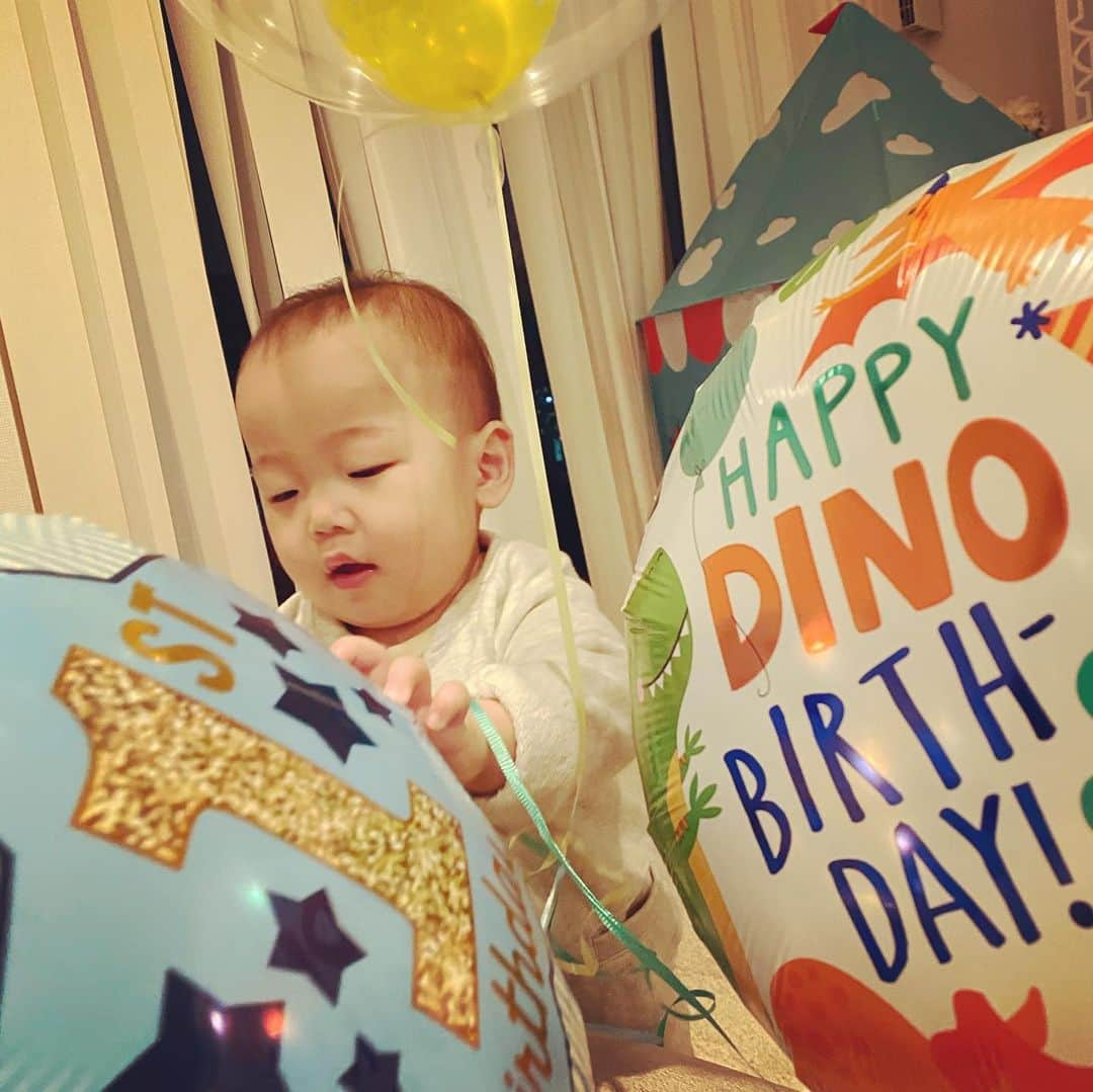 田中雅美さんのインスタグラム写真 - (田中雅美Instagram)「1歳、お誕生日おめでとう♡  ・ ・ #1歳 #男の子 #生まれてきてくれてありがとう」1月7日 23時14分 - tanakamasami_official