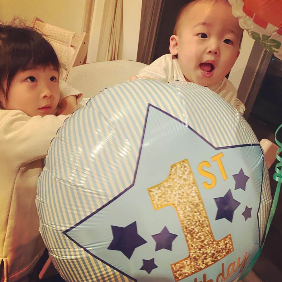 田中雅美さんのインスタグラム写真 - (田中雅美Instagram)「1歳、お誕生日おめでとう♡  ・ ・ #1歳 #男の子 #生まれてきてくれてありがとう」1月7日 23時14分 - tanakamasami_official