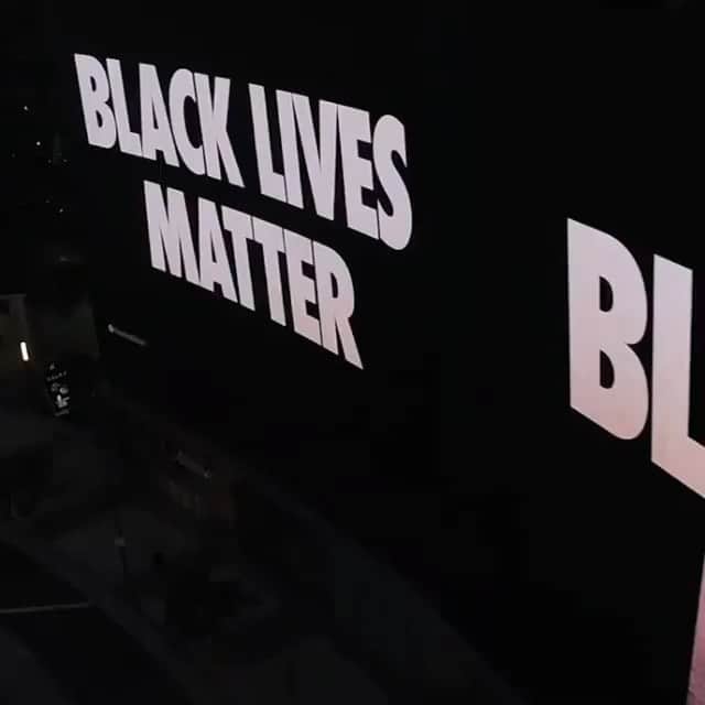 レイ・アレンのインスタグラム：「We cannot let America be a country of two narratives. If you truly believe in the greatness of this country then it is incumbent on all of you to fight against the injustices that befall any person. @weareabis #wehavepower #fightracism #fightwhitesupremacy #blm #wewillnotbeintimidated」
