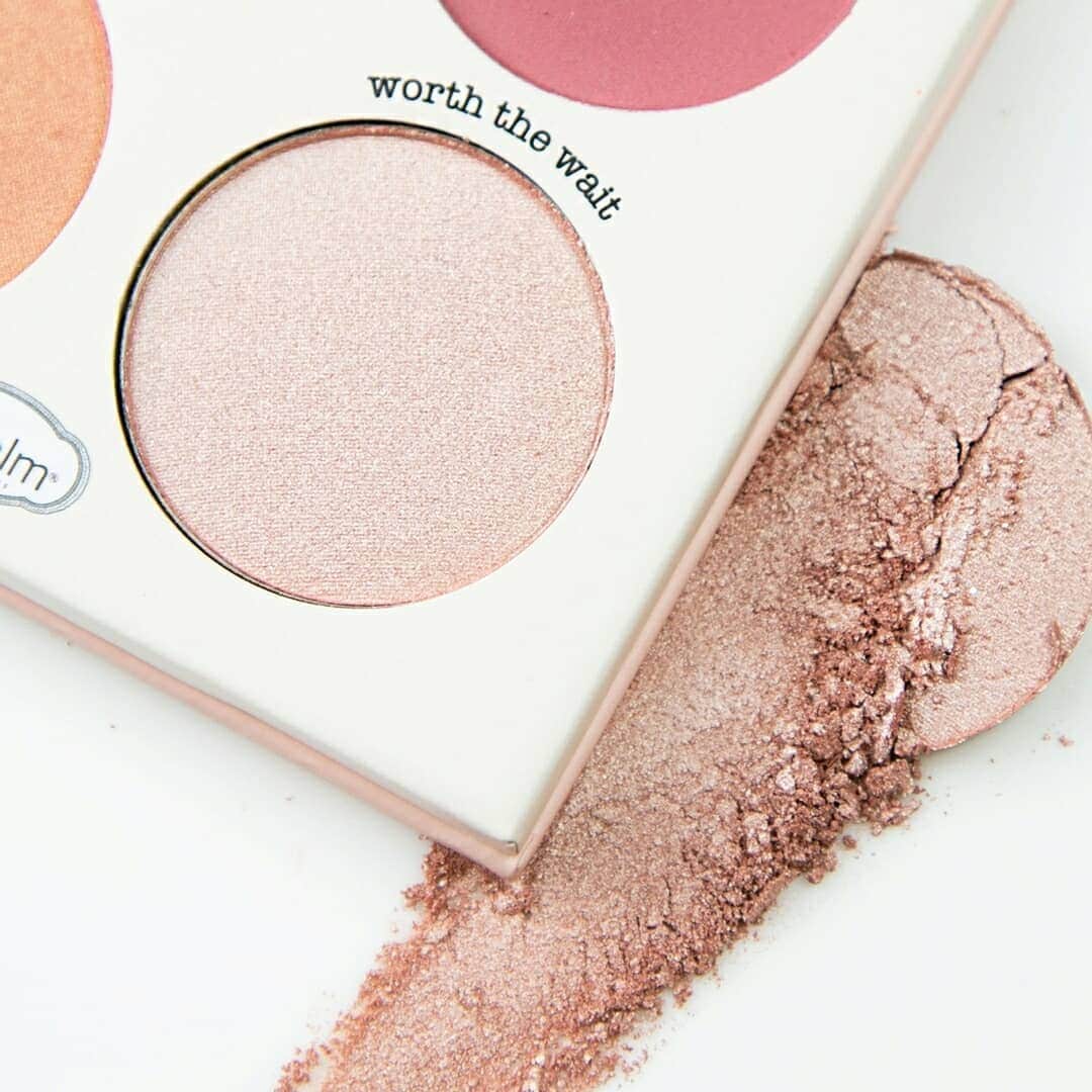 the Balmさんのインスタグラム写真 - (the BalmInstagram)「Back in stock 🚨 Where there’s a Will Powder, there’s a way! Inside our Cheek Palette you’ll find four good looking, long lasting and versatile shades, both easy on the eyes and cheeks☺️  #thebalm #thebalmcosmetics #blush #highlight #beauty #glam #cleanbeauty #crueltyfreebeauty」1月8日 9時10分 - thebalm