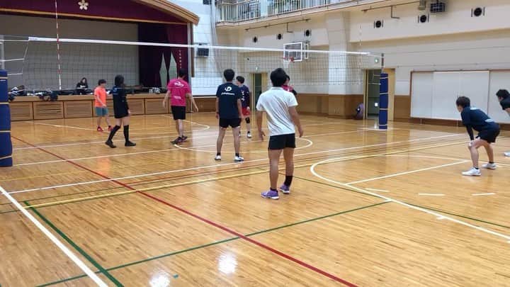 浅岡遥太のインスタグラム：「enjoy volleyball💪  #東京スリジエ﻿ #tokyocerisier #千代田区地域密着型バレーボールチーム #神田﻿ #tokyo #バレーボール﻿ #千代田区﻿ #chiyoda #地域密着型﻿ #地域密着 #volleyball﻿ #beachvolleyball #dalponte﻿ #とまり木整骨院﻿ #ティーエルサービス #神田和食そらみち﻿ #神田丸屋　 #武蔵家酒店 #大塚製薬 #tomatsubmw #ママネーナの学校 #colancolan #さんくーる #TSM #神田福はら #ZAMST　 #ZAMSTチャレンジャー」