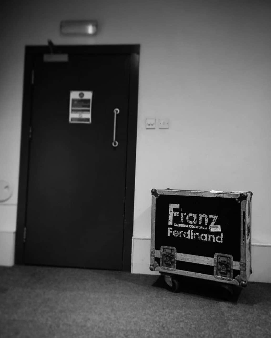 フランツ・フェルディナンドさんのインスタグラム写真 - (フランツ・フェルディナンドInstagram)「Listen to our new Franz Ferdinand Finds playlist at the link in bio.」1月8日 3時00分 - franz_ferdinand