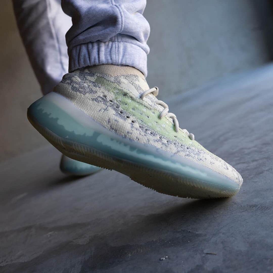 HYPEBEASTさんのインスタグラム写真 - (HYPEBEASTInstagram)「@hypebeastkicks: Here's an on-foot look at the @adidas YEEZY 380 "Alien Blue Reflective." This reflective iteration adds hi-vis material into an already compelling mix of winter-y shades, making for a bold and cold look. Composed entirely of Primeknit and awash in camo-esque patterns, the uppers mix soft cream and wolf gray tones. Slashed through the lateral midfoot is a signature post-dyed monofilament side stripe, done up in icy yellow-green. This entire assemblage is interpolated with hi-vis reflective silver thread and secured with tan oval laces. Look for the sneaker to release later this year for $250 USD.⁠⠀⠀⠀ Photo: @yankeekicks」1月8日 3時06分 - hypebeast