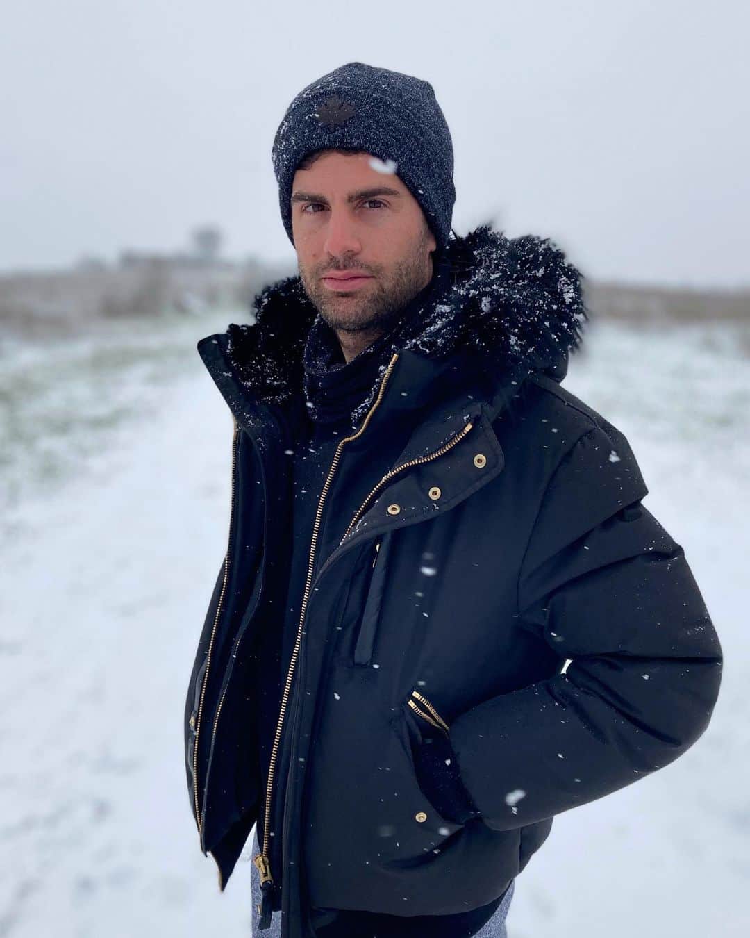ハビエル・ラジャのインスタグラム：「Brought a bit of Toronto 🇨🇦 with me ❄️」