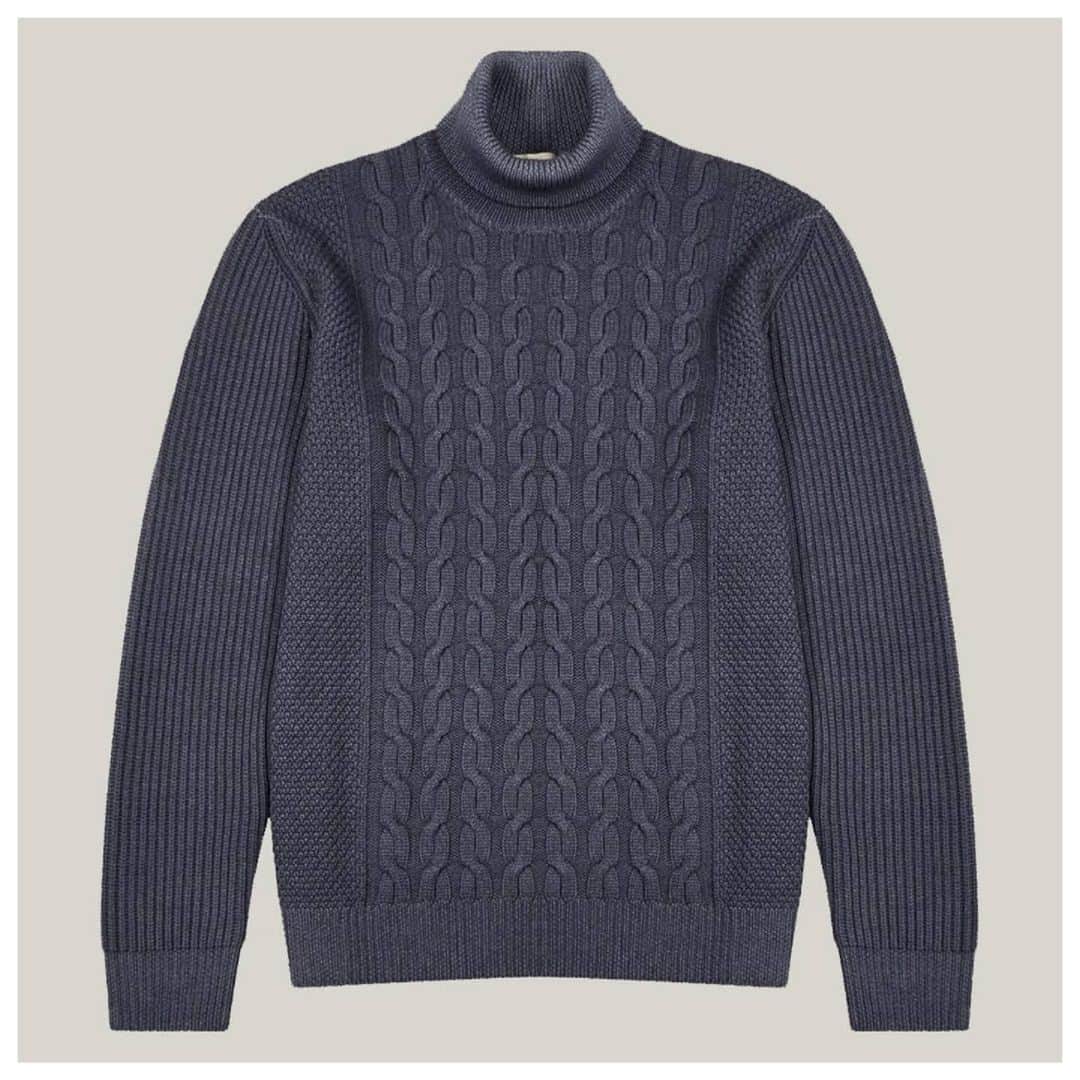 のインスタグラム：「Altea FW20  Mixed stitch heavy gauge turtleneck in superfine Merino wool. Made and garment dyed in Italy.  #alteamilano #knitwear #madeinitaly」