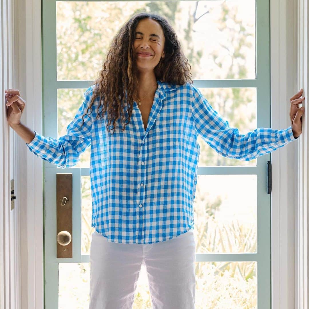 フランク&アイリーンのインスタグラム：「Refresh your look with our new Resort Linens! #FrankandEileen」