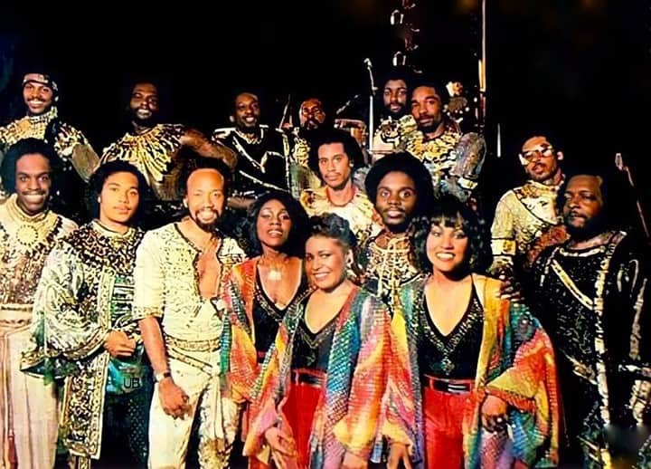 アース・ウィンド・アンド・ファイアーのインスタグラム：「#TBT Behind the scenes of our memorable video 'Boogie Wonderland' in 1979.🔥」