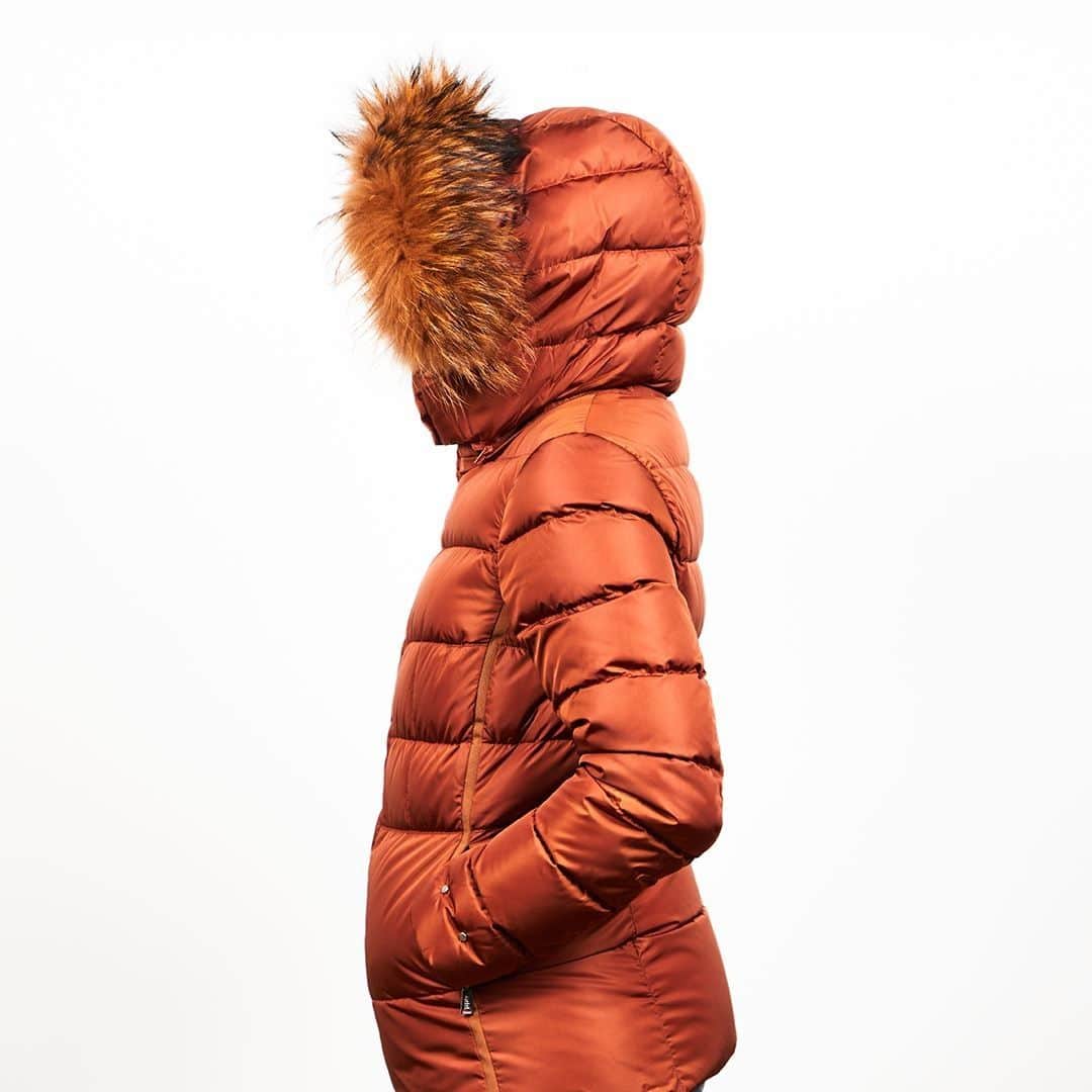 エーディーディーのインスタグラム：「#add sale: explore the fall winter collection now at a special price! Woman, man and kid garments up to 30% off  #sale #sale #jacket #downjacket」