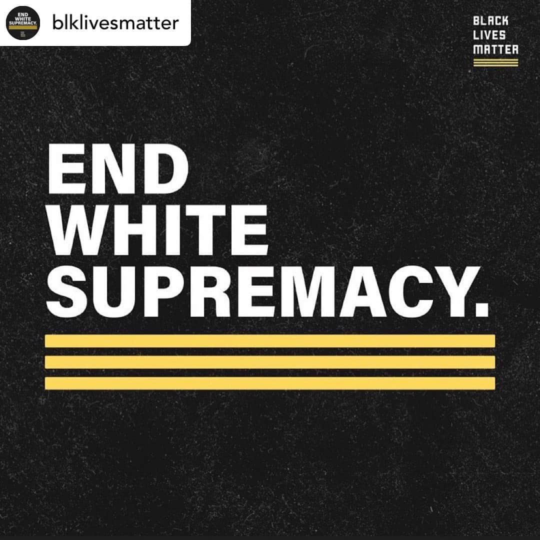 ジャック・ファライーのインスタグラム：「From @blklivesmatter:   Posted @withregram • @blklivesmatter What we saw today was years in the making. Centuries even.  The underwhelming presence and action of law enforcement today was a representation of the White supremacy that will never allow our Black communities to be free. Let’s not avoid the reality that we all know would have transpired had these been Black folks.  Our movement is one born of love and a vision of Black liberation. Those who call it violent are the same ones storming the Capitol today. BLM has never called for violence, nor will we today. What we do call for is this:  End white supremacy. Protect Black communities. Build a democracy that serves all of us, not a select few. We’re in it for the long haul.」