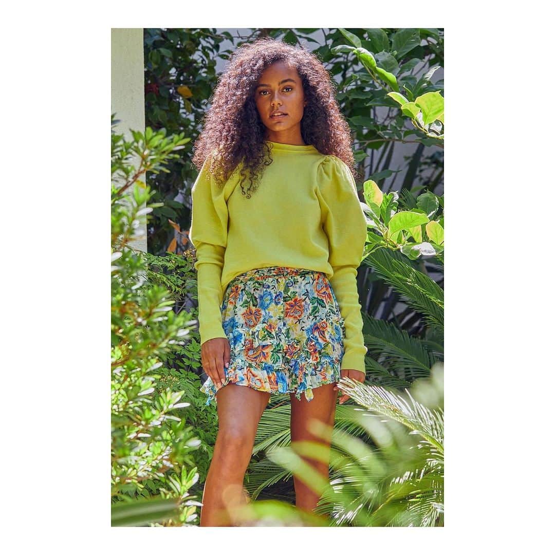 ティーバッグスのインスタグラム：「The future is bright ✨ Sneak peek of our Pre-Spring ‘21 collection dropping this weekend. Shop select items now at the link in our bio. #MISAworld」