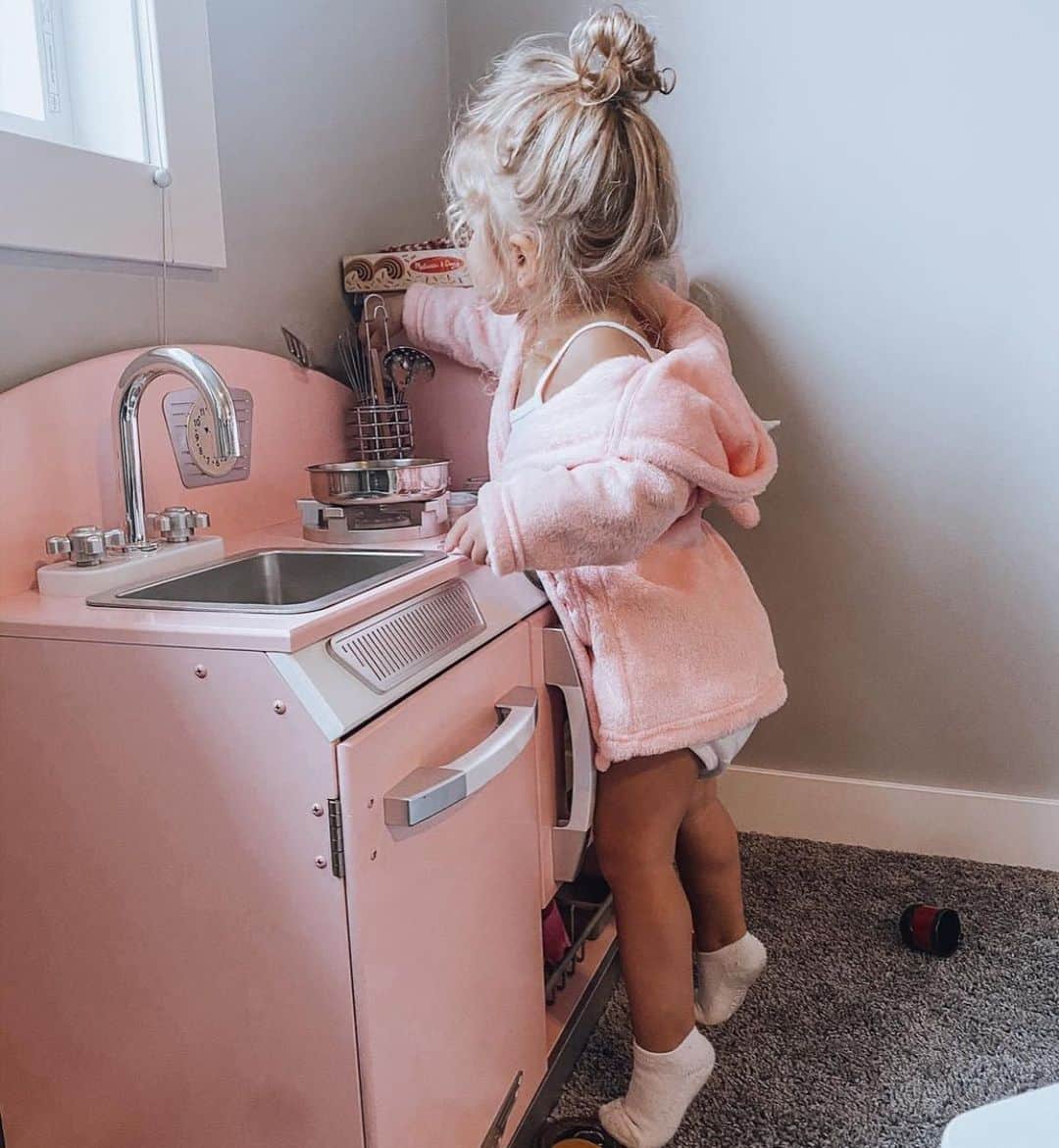 Kidz Fashionのインスタグラム：「By @_ktinaaa #kidzfashion」