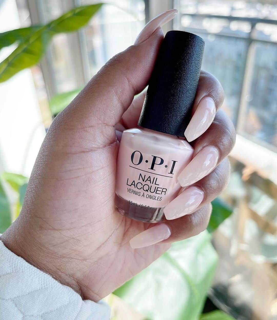 OPIさんのインスタグラム写真 - (OPIInstagram)「This soft pink was created with a “little getaway” in mind! Drop a 🛁if you love #BubbleBath!  By: @moknowshair  #OPicons #OPIObsessed #ColorIsTheAnswer #NOTD #NailSwag #NailsOfInstagram #NailsOnFleek #NailPolish #Nails #OPI」1月8日 8時30分 - opi