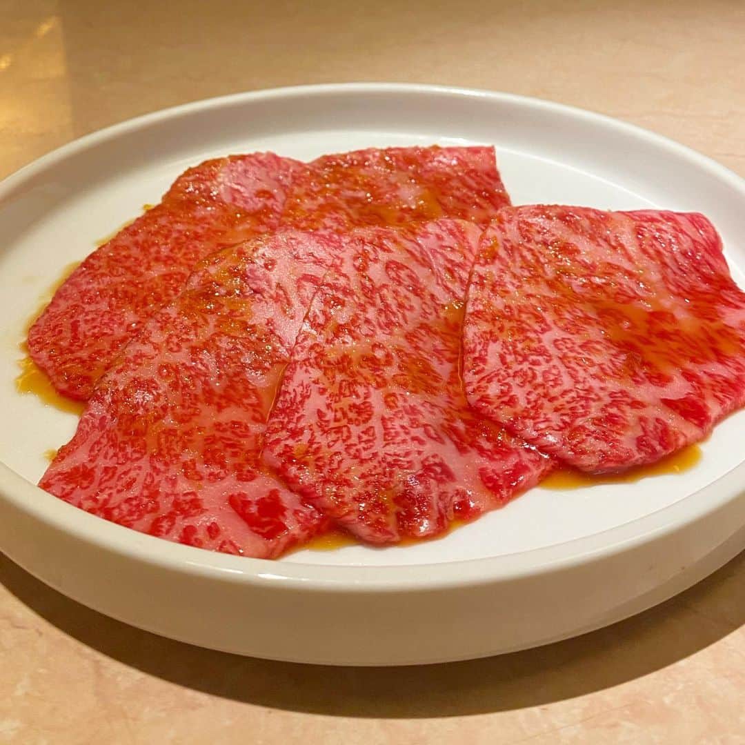 東京肉レポートのグルメインスタ