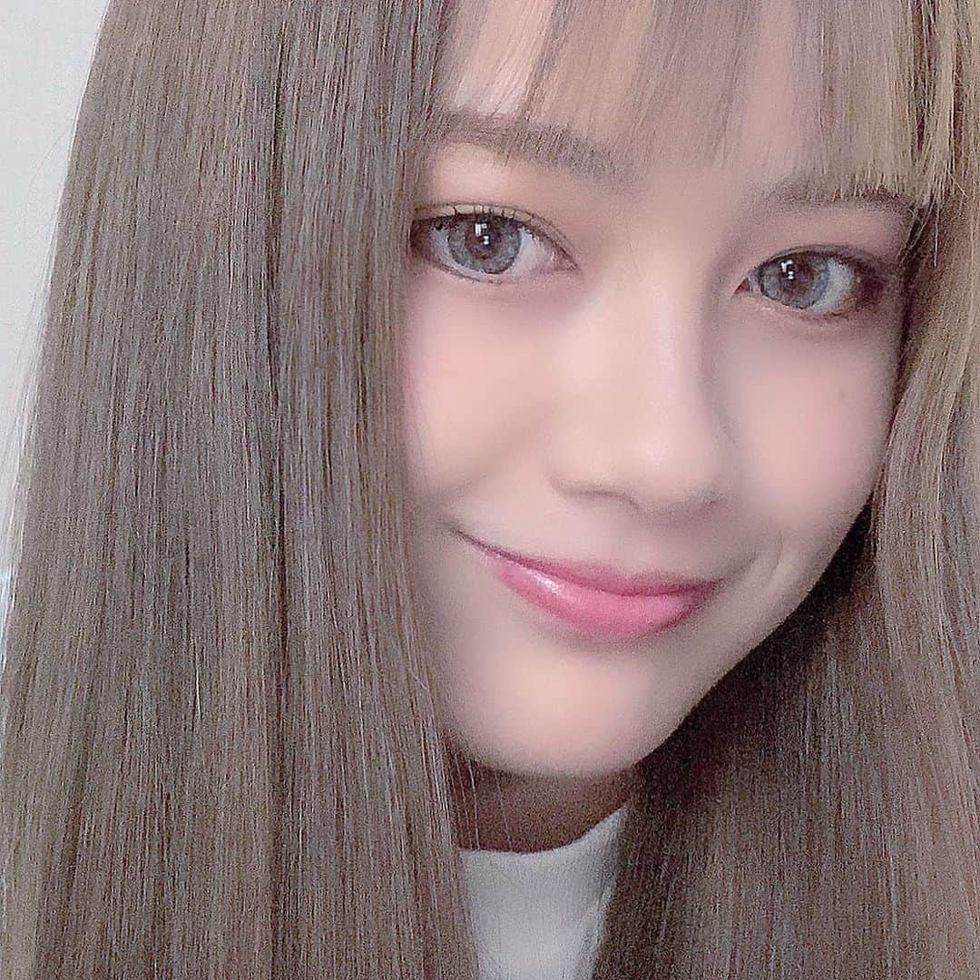 福本茜さんのインスタグラム写真 - (福本茜Instagram)「🤍 カラコンが濃かったから濃いメイクをしました！」1月8日 18時18分 - sharetv_sgm