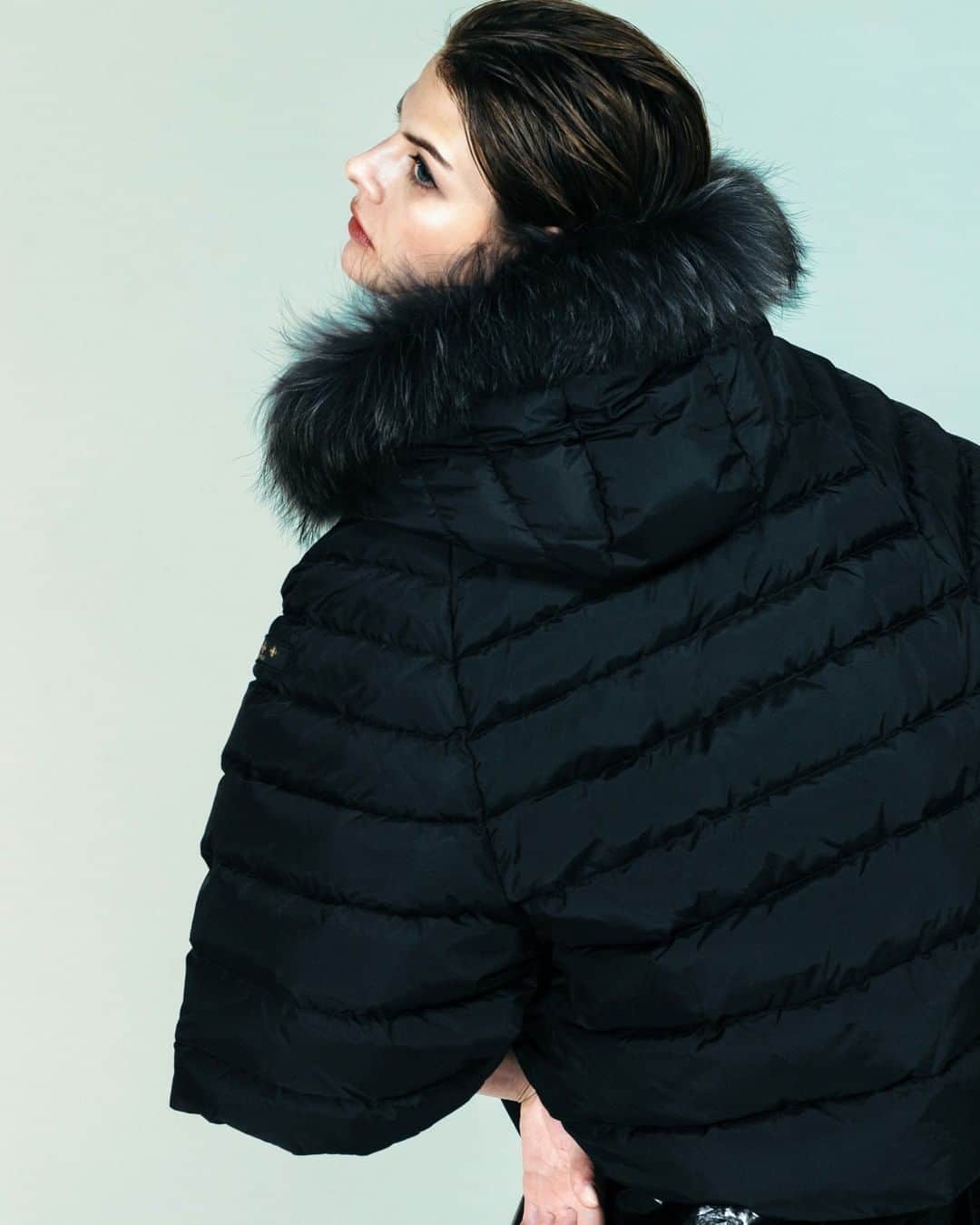 タトラスのインスタグラム：「A down jacket you have never seen before. Featuring MALE lady's down jacket from TATRAS 20AW Collection.   Available on the link in bio.   #Tatras #Tatrasofficial  #Tatraspeople  #downjacket」
