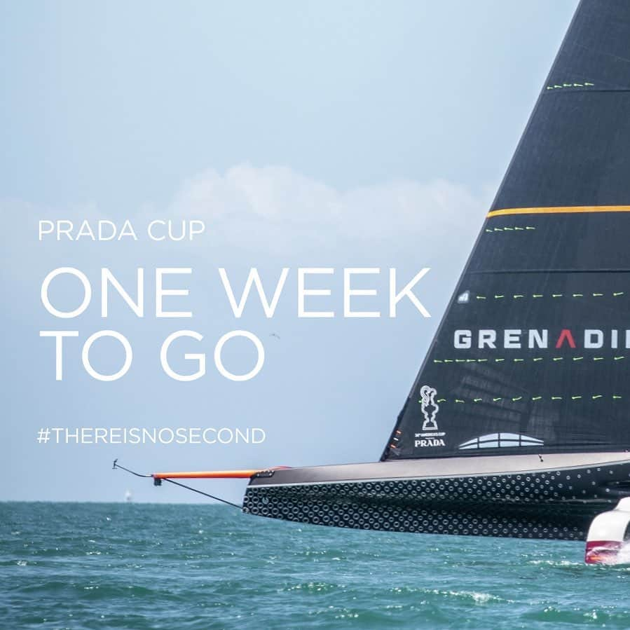 ヘンリロイドさんのインスタグラム写真 - (ヘンリロイドInstagram)「The countdown is on! Just one week to go until the start of the @prada cup - will you be watching? #HL #henrilloyd #racing #race #cup #sail #sailing」1月8日 18時51分 - henrilloyd_