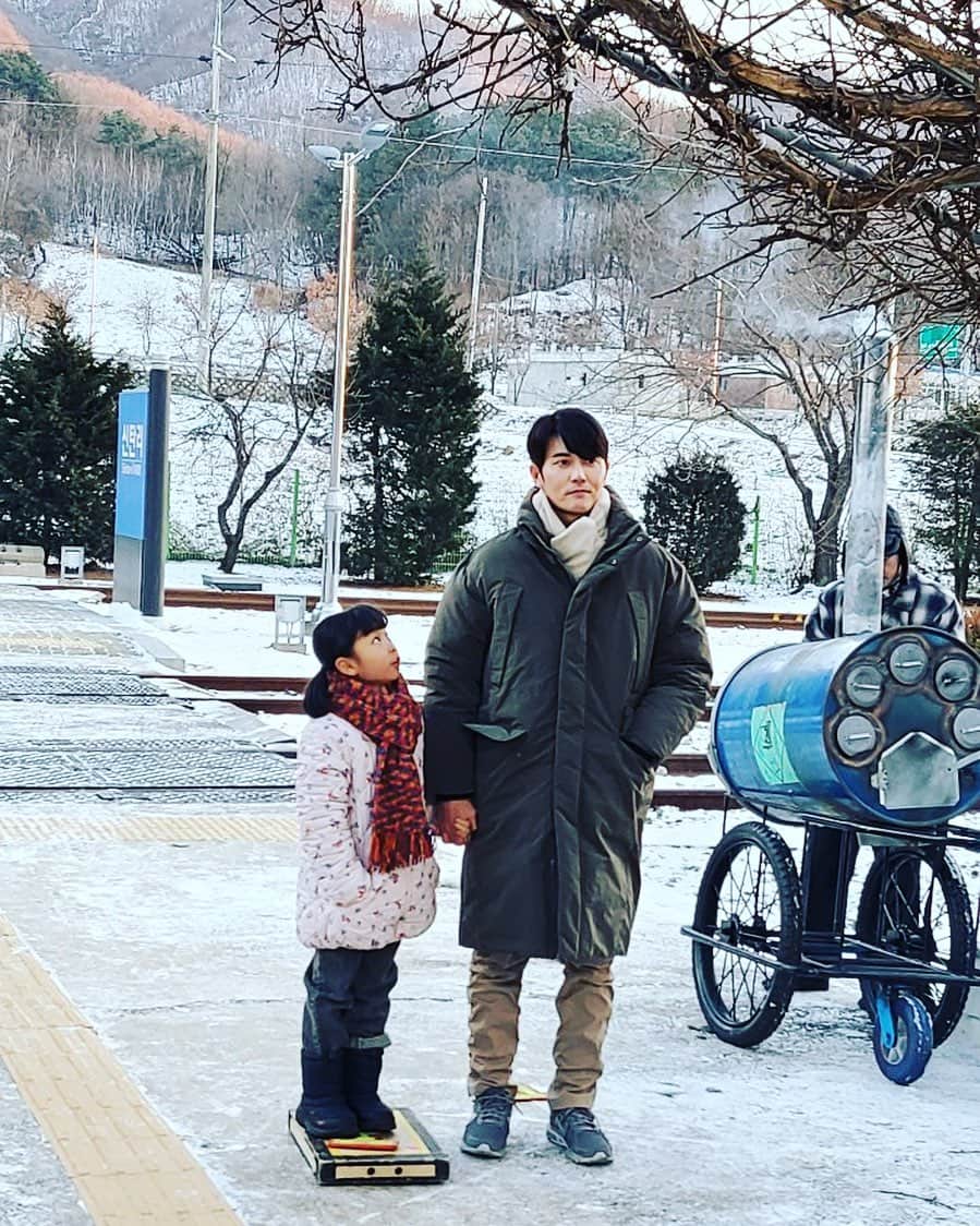ジェヒのインスタグラム：「날씨 실화냐?ㅋㅋㅋㅋㅋㅋㅋㅋㅋㅋㅋ . . . #한파 #그래도열심히」