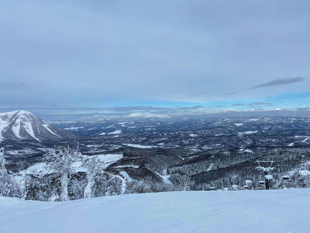 大塚美優のインスタグラム：「#snowboarding#ルスツリゾートスキー場」