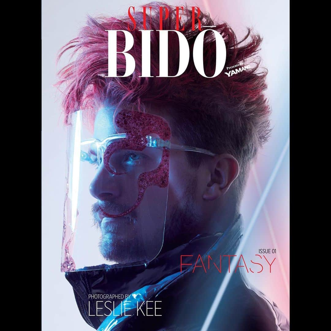 レスリー・キーさんのインスタグラム写真 - (レスリー・キーInstagram)「SUPER BIDO issue 1 - FANTASY   Please follow SUPER BIDO Instagram → @superbido2020   For issue 1 - FANTASY, we have collaboarated with 3 hair stylists from @oceantokyonet namely @kohei_mishina @ocean_goto @tkun821   Editor-in-chief @jane.aiko.yamano @takumi.nakagawa.soukatsu  Art Direction & Design @hiro_sugiyama_enlightenment Photographed by @lesliekeesuper  Styling by @enosogohs  Makeup by @marikosuzuki_max  Model @joshuavincentogg @momo_vincento   #superbido #yamanobeautycollege #lesliekee」1月8日 11時01分 - lesliekeesuper