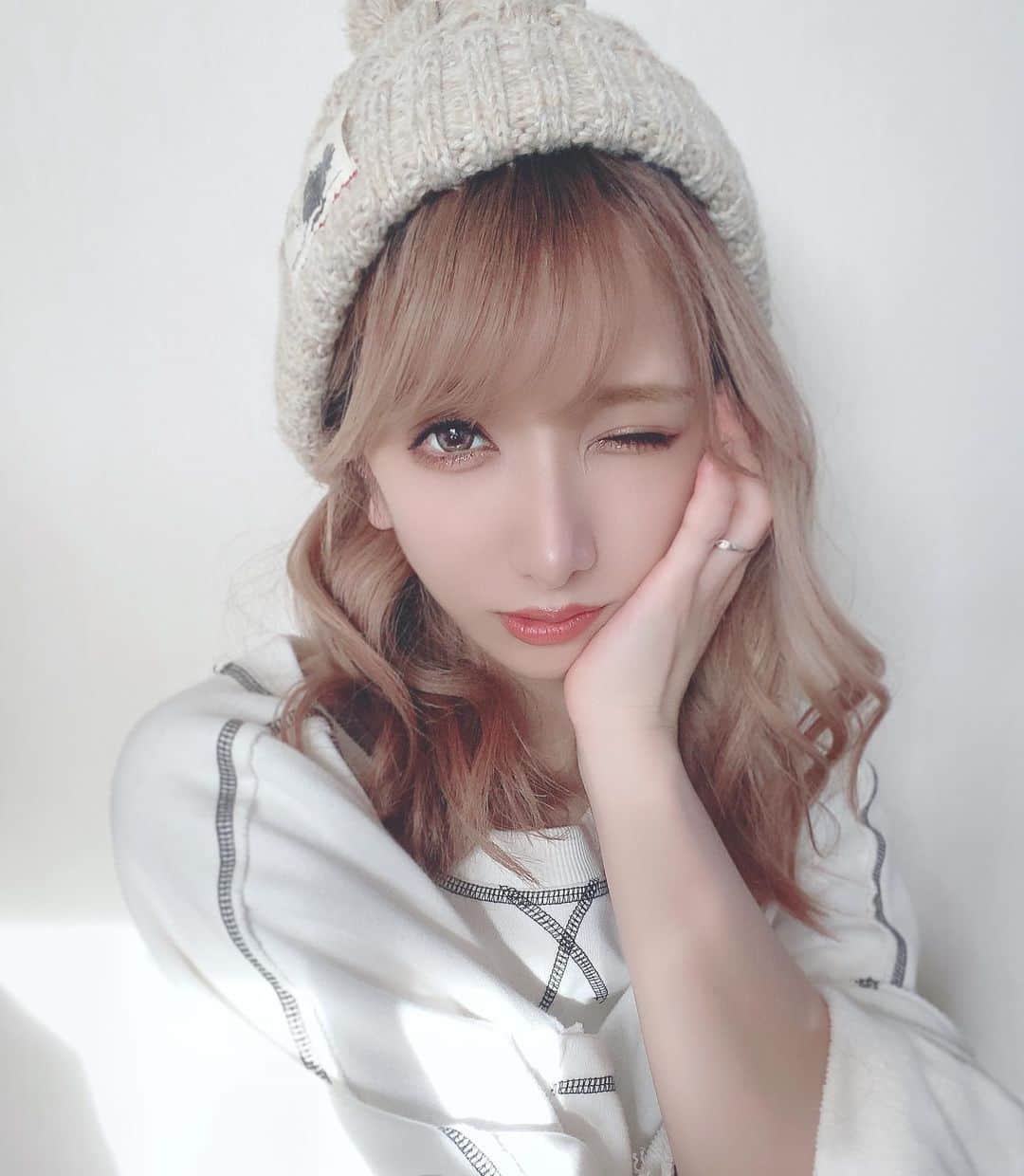 園田みおんのインスタグラム：「﻿ ❄☃﻿ ﻿ ﻿ ﻿ #そろそろ髪の毛染めたい﻿ ﻿」