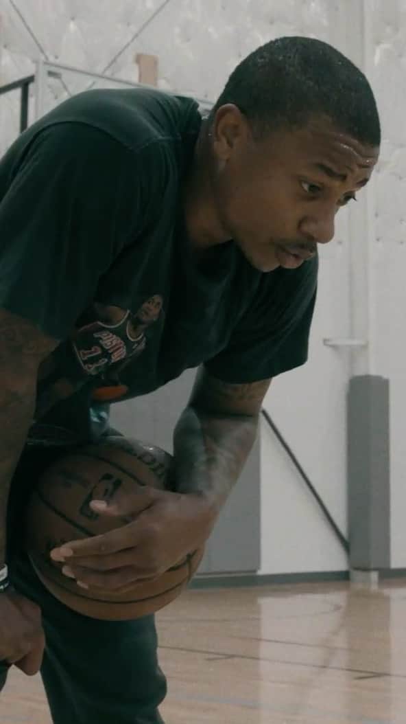 アイザイア・トーマスのインスタグラム：「🎶: @lildurk  🎥: @teejayregan @slowgrindmedia」