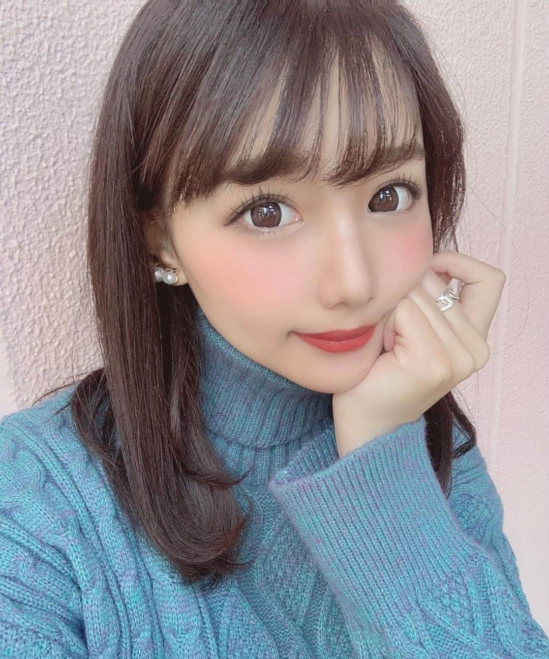 加藤里奈さんのインスタグラム写真 - (加藤里奈Instagram)「⋆ ハイネックニットが一番暖かいし 可愛いし、外にいる時間が長いときは 結構着てる😚❤︎ ⋆ この日のニットは @17kg_official のだよ〜❤︎ ⋆ @shiritaijo  ⋆ #ootd #fashion #instafood #instagram #instalike  #hairstyle #outfit #code #coordinate #style #stylepoint #instafashion #instagood #instalike #ファッション #撮影 #ヘアアレンジ #ヘアスタイル #アレンジスタイル #ヘア #かとこ #コーディネート #コーデ #かとこーで #今日の服 #17kg #イチナナキログラム #しりたい嬢」1月8日 11時54分 - katoco0326