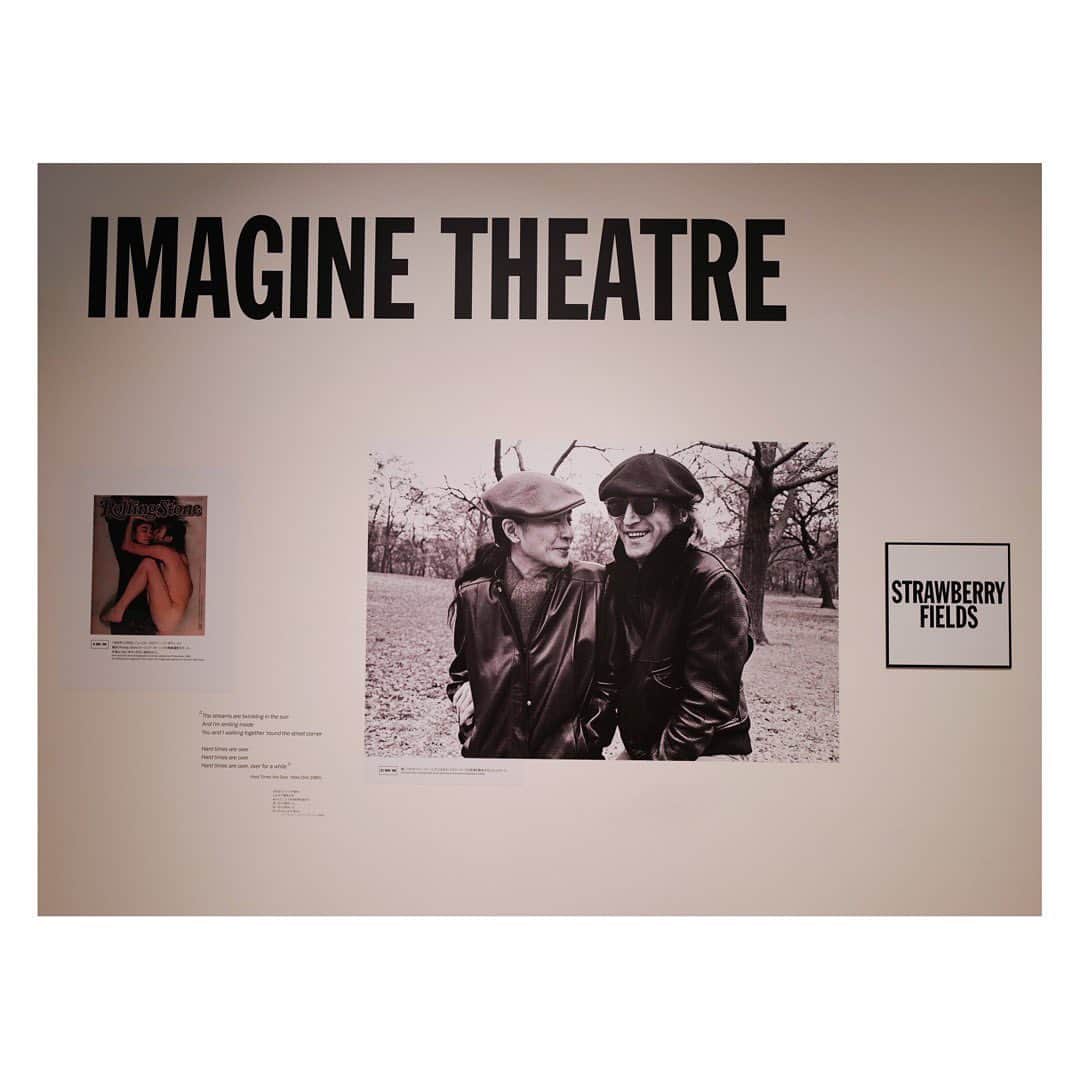 土井地恵理子さんのインスタグラム写真 - (土井地恵理子Instagram)「John Lennon & Yoko Ono @doublefantasyjp   最高だった！ 力強いメッセージが詰まった展示会。 愛の力。  Love&Peace  #doblefantasy #2/18まで」1月8日 11時59分 - ericodoiji
