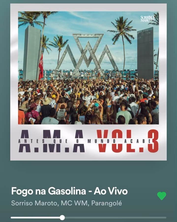 Sorriso Marotoのインスタグラム：「Fogo Na Gasolina / Escondido Dos Seus Pais /  Questão de Sorte 🔥 A.M.A – volume 03 na área! Corre no seu player favorito e ouça agora.」