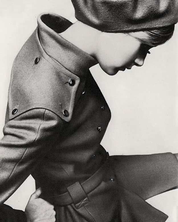 大森美希さんのインスタグラム写真 - (大森美希Instagram)「Twiggy, photographed by Just Jaeckin for Vogue UK, September 1967  #今日の一枚 #ツイッギー #60年代ファッション #60年代スタイル #ファッションアイコン #ブリティッシュヴォーグ #ヘアスタイル #ヴォーグ #レトロファッション #スウィンギングロンドン #モデル #ファッションエディトリアル #ファッションフォト #ファッション #モード #パリ #twiggy #60sfashion #60sstyle #fashioeditorial #supermodel #vogueuk #vogue #monochrome #fashionphotography #fashionicon #fashion #model #mode #paris」1月8日 12時27分 - mikiomori_