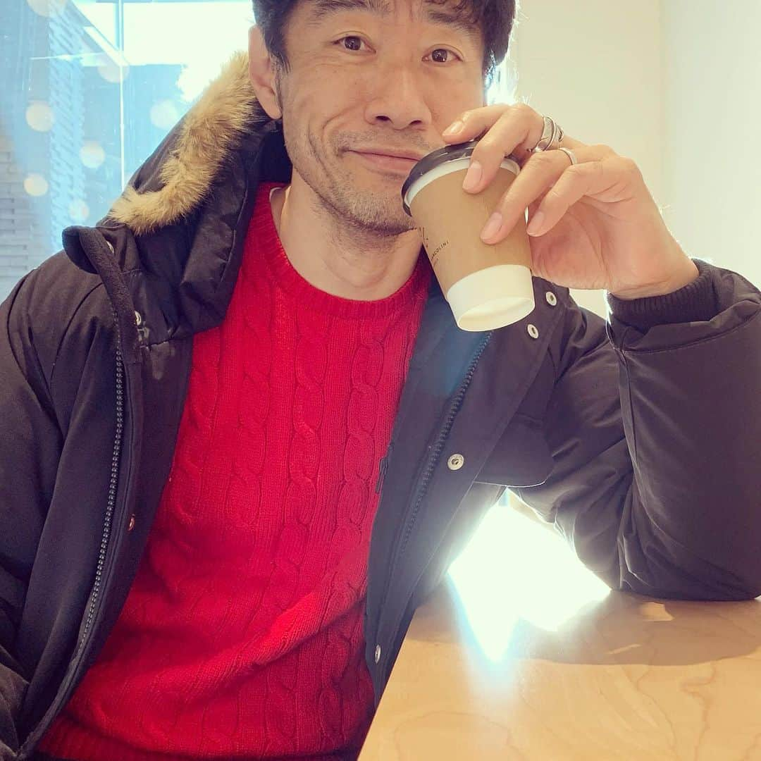 平山祐介さんのインスタグラム写真 - (平山祐介Instagram)「赤が気になるお年ごろ  #ralphlauren #cable #knit #red  #ラルフローレン #ケーブルニット #赤  #ケープハイツ #ダウン #ジャケット  #capeheights #down #downjacket  #yusukehirayama #平山祐介 #ootd #私服」1月8日 12時41分 - yusukehirayama_